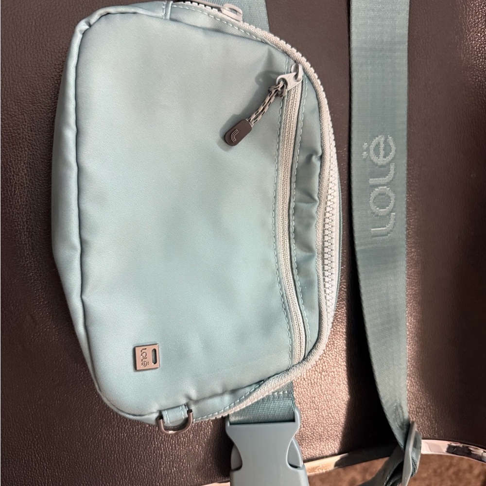 Lole Crossbody Bag